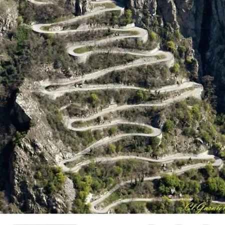 O Pied Des Lacets !